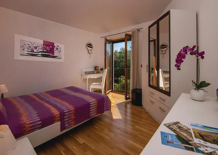 Gorgeous In Tar With Wifi *