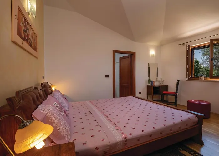 Gorgeous In Tar With Wifi 펜션