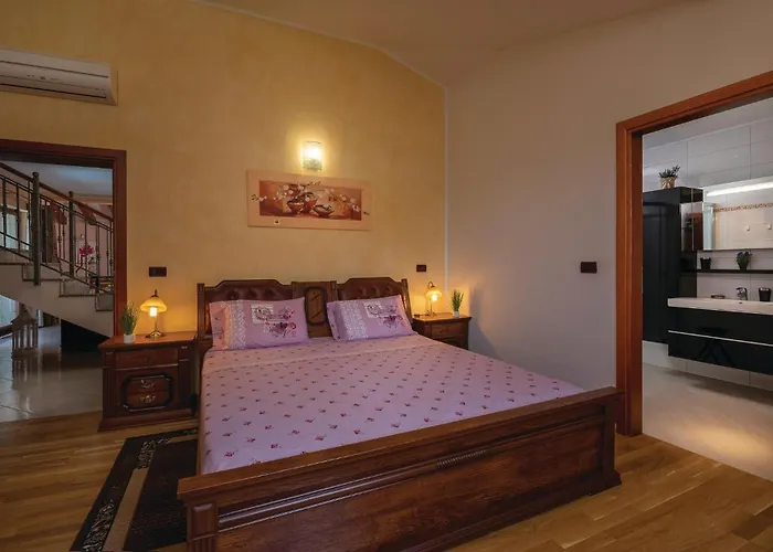 Gorgeous In Tar With Wifi Tar-Vabriga