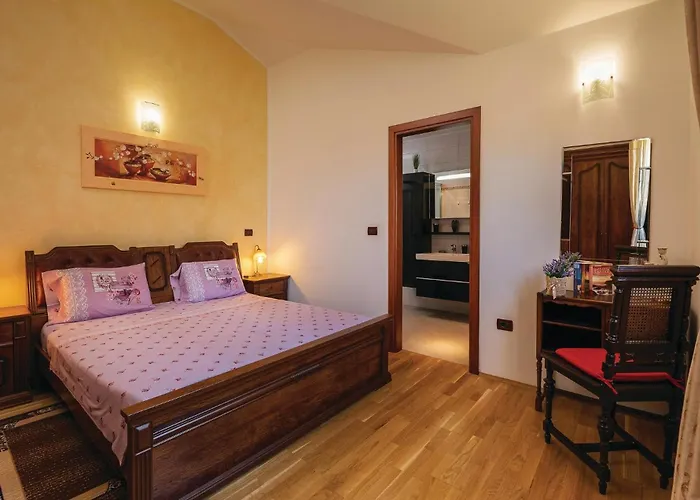 Gorgeous In Tar With Wifi *