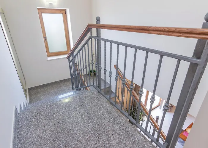 펜션 Gorgeous In Tar With Wifi