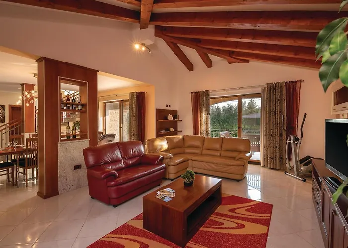 Gorgeous In Tar With Wifi